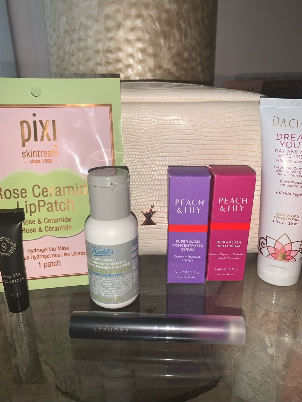 Assorted Beauty Bundle - Picture 3 of 4